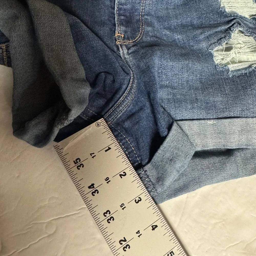 Hollister High-Rise Short Soft Stretch Distressed Denim Cuffed Size 13 W31